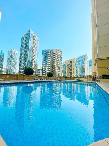 Apartments on JBR by HAPPY SEASON - image 14
