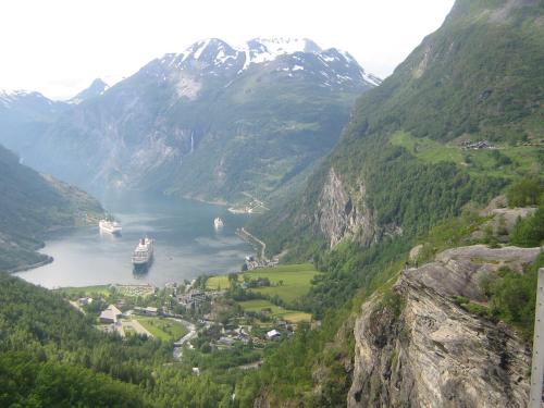 Eidsdal Camping og Feriehus