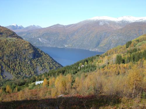 Eidsdal Camping og Feriehus