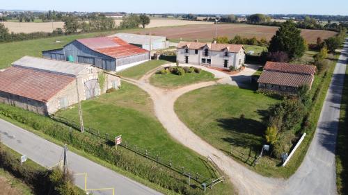 A la Haute Bouillere - Chambre d'hôtes - Chavagnes-les-Redoux