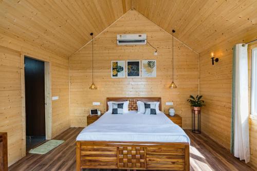 SaffronStays Cottage Glade, Dehradun - luxury wooden cottage