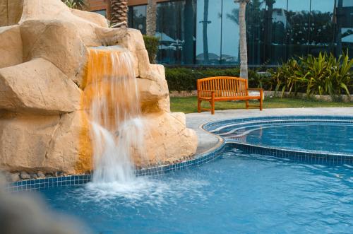 Dubai Marine Beach Resort & Spa, Dubai (foto 11)