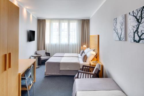 Hotel Clement - main image