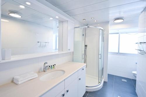 Friendly 2BR in Gordon area by HolyGuest, Tel Awiw (zdjęcie 8)