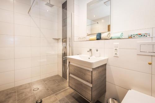 Two-Bedroom Apartment image 5