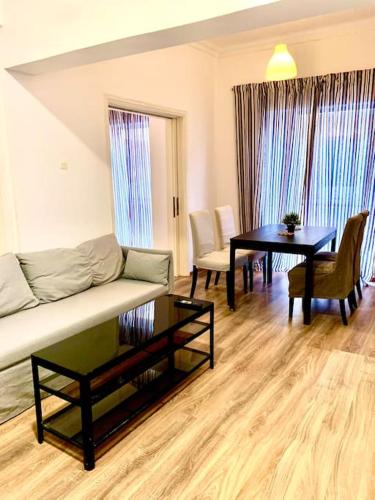 2 bedroom apartment dafni metro