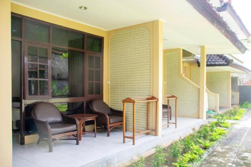 anna kuta inn