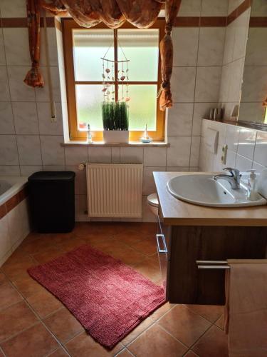 ห้องน้ำ, Ferienwohnung HOAMAT Schmalzreich Andrea in ลาม