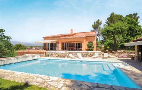 Nice Home In Roquefort Les Pins With Private Swimming Pool, Can Be Inside Or Outside - Location saisonnière - Roquefort-les-Pins