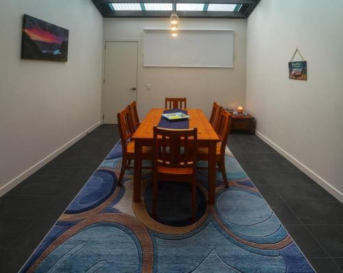 Facilities, Modern air-conditioned 3-bedroom townhouse in centre of Cape Woolamai in Cape Woolamai