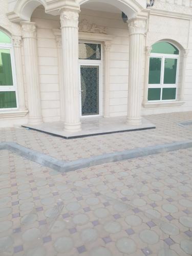 Cheerful 1BR Close to Abu Dhabi Airport and YAS Island