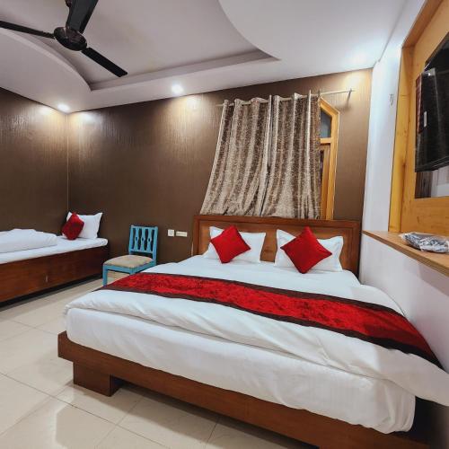 HOTEL ROYAL AFGHAN