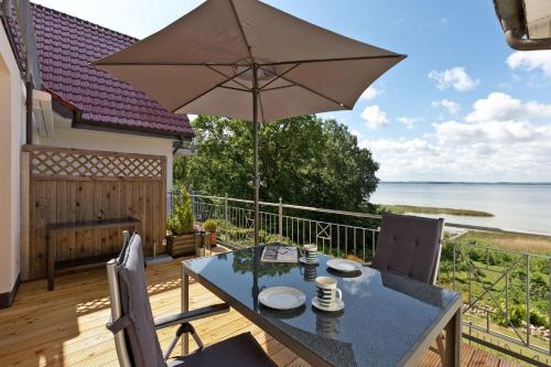One-Bedroom Apartment with Balcony