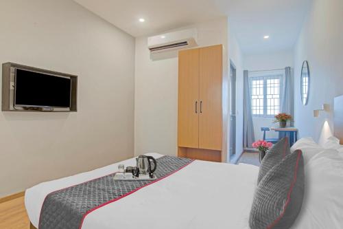 OYO Townhouse 1012 G-Cloud