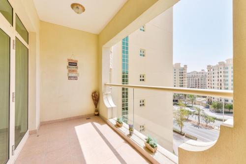 Luxury Palm Jumeirah I Free 5 Star Beach Resorts Access, Дубай (фото 3)