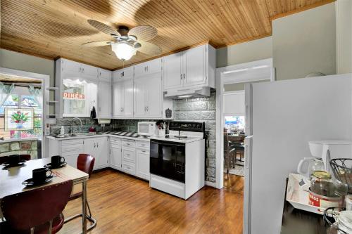 Just Steps to Main St-Charming Downtown Fred Home! - image 9