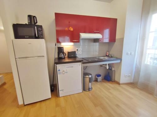 Zénitude, T3, centre Luchon, wifi, casier à skis, ascenseur, 6 personnes, Luchon (fotografie 4)