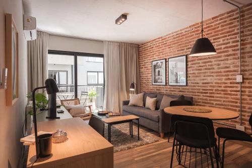 Stylish Luxe Apt at La Galerie San Telmo 224