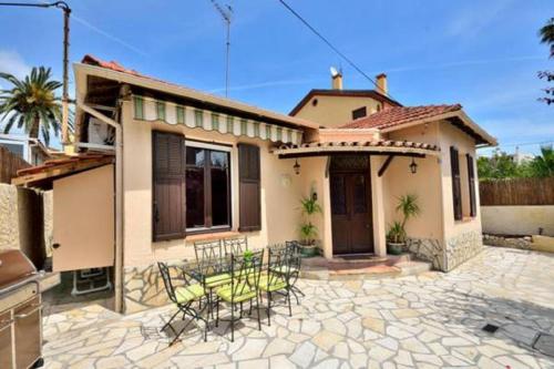 Cosy Antibes villa - Location saisonnière - Antibes