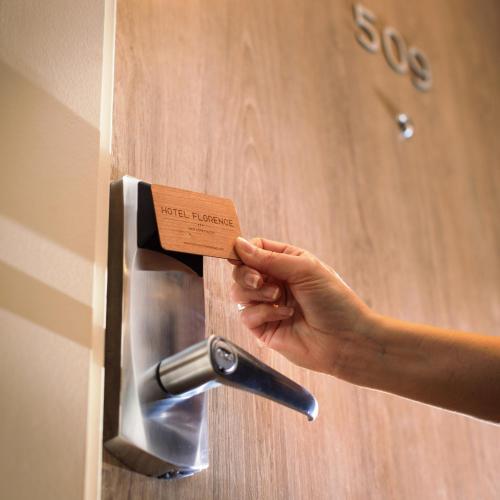 Hotel Florence Nice - image 10