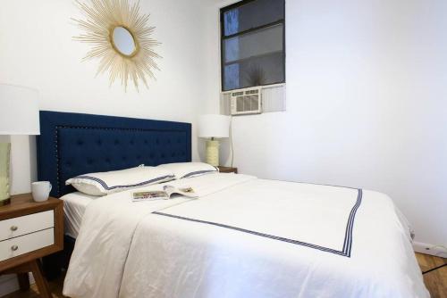 428-3R Spacious Prime Midtown 2BR Newly furnished, New York (photo 3)