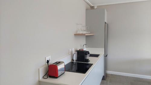Superior Apartment room in Hilltop Bayview Luxury Apartments
