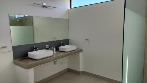 Superior Apartment image 4