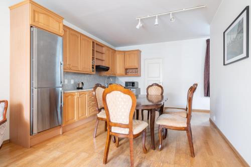 Old Town - Vana Viru Apartment, Tallinn (photo 7)