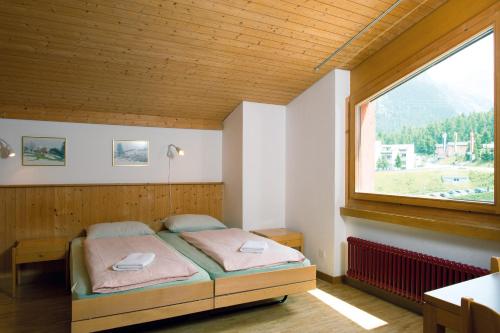 Pontresina Youth Hostel - image 5
