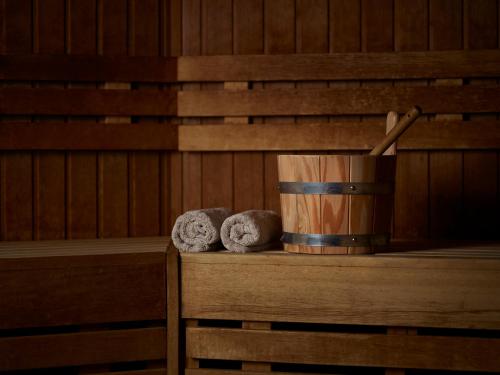 Careys Manor Hotel & Spa - image 7