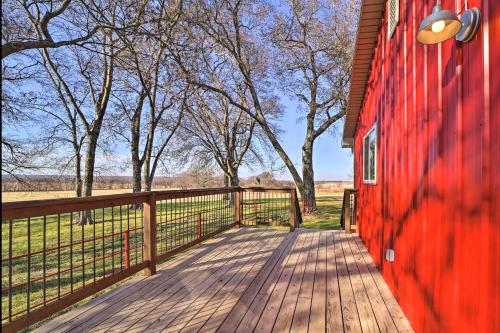 Claremore Country Home with Large Yard and Grill!