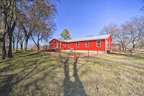 Claremore Country Home with Large Yard and Grill!