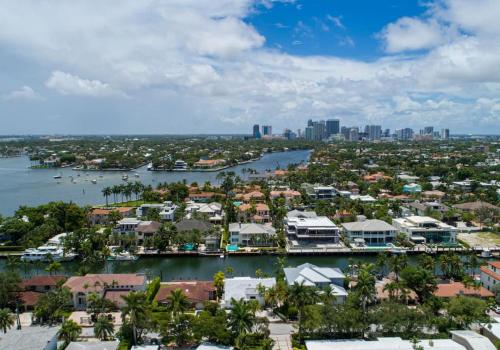 Casa Flamingo Intracoastal Front with Heated Pool a and 75 ft Dock