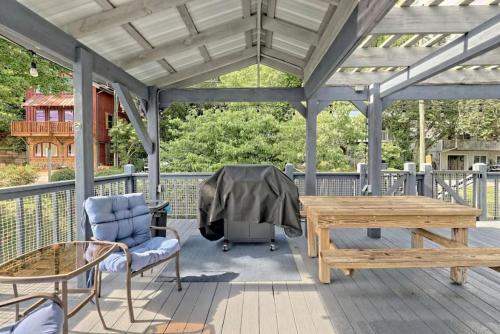 Tibors Landing on Lake Burton