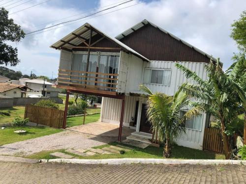 Casa com 4 suítes