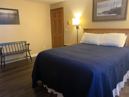 1 double bed, 2 sofa beds