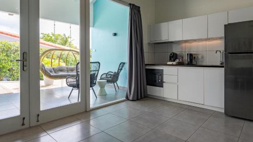 Konyha, Blue Bay Lodges in Sint Michiel