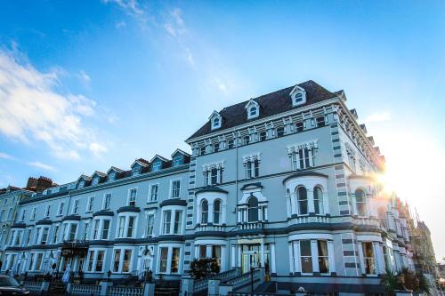 Exterior view, Chatsworth House Hotel in Llandudno