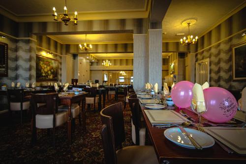 Restaurant, Chatsworth House Hotel in Llandudno