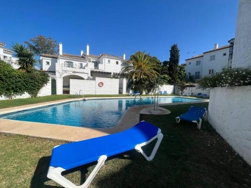 Apartamento en complejo residencial con piscina