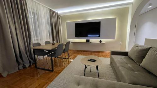 Filip Luxury Suite, Belgrad
