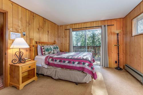 Hutchings Cabin & Apartment - image 3