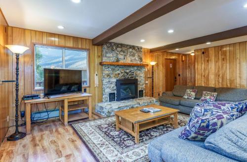 Hutchings Cabin & Apartment - main image