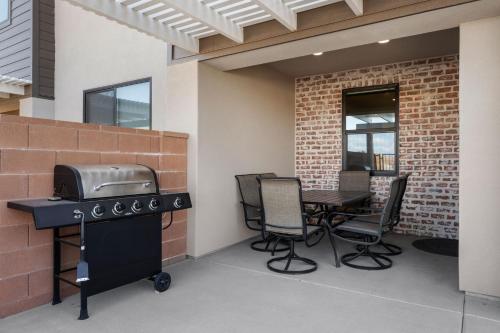 Santa Clara Comfort #39 townhouse - image 5