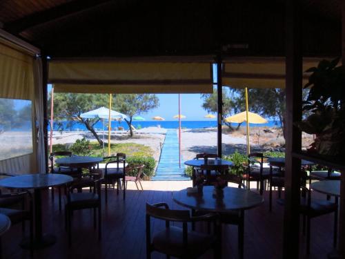 Restaurant, Baladinos Apartments in Platanias