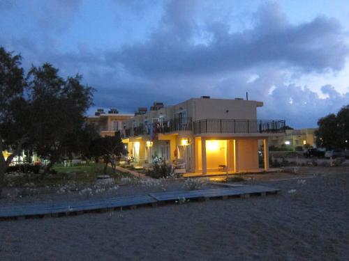 Baladinos Apartments - image 3