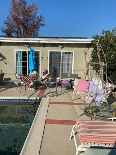 Vacation Rental w Pool &Garden 6 Guests near CSUN