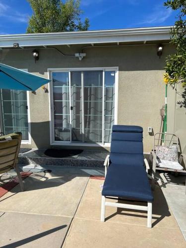 Vacation Rental w Pool &Garden 6 Guests near CSUN