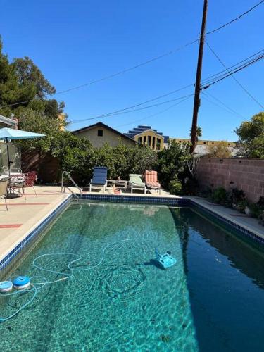 Vacation Rental w Pool &Garden 6 Guests near CSUN