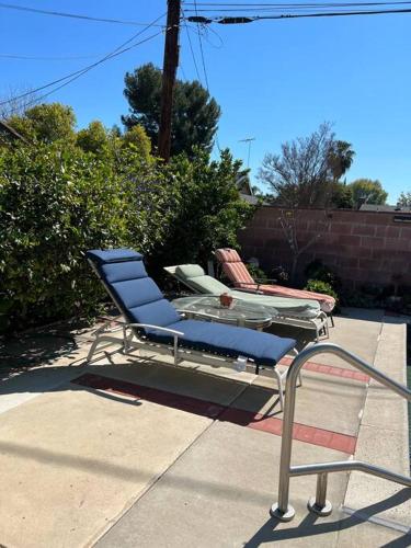 Vacation Rental w Pool &Garden 6 Guests near CSUN